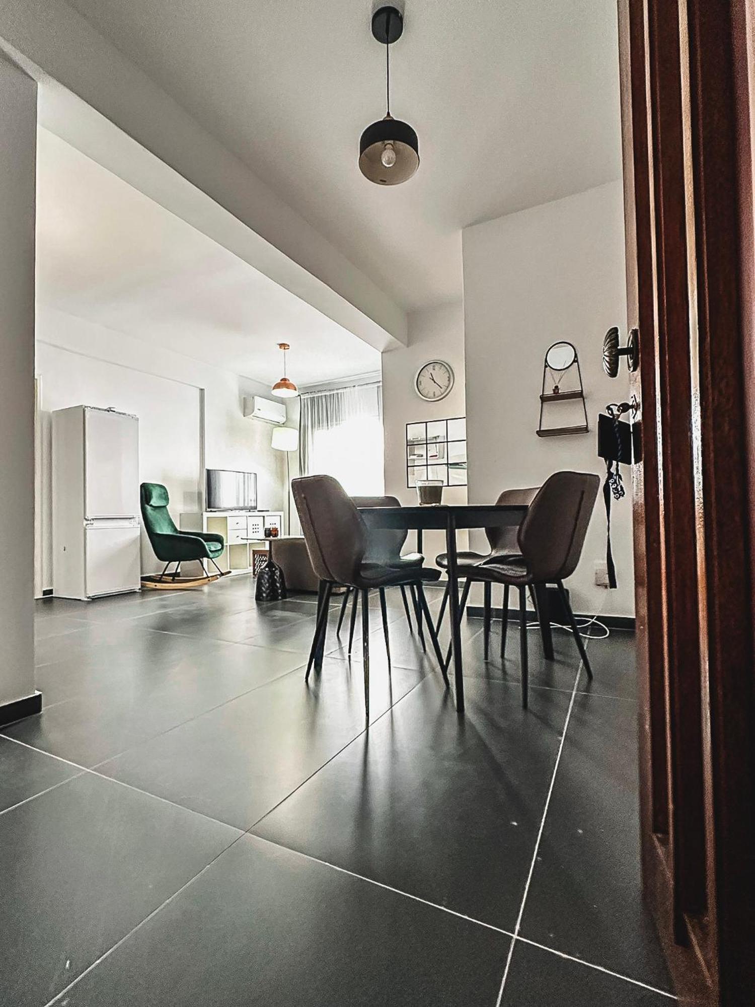 Home Away One Bedroom Apartment In Nicosia Luaran gambar