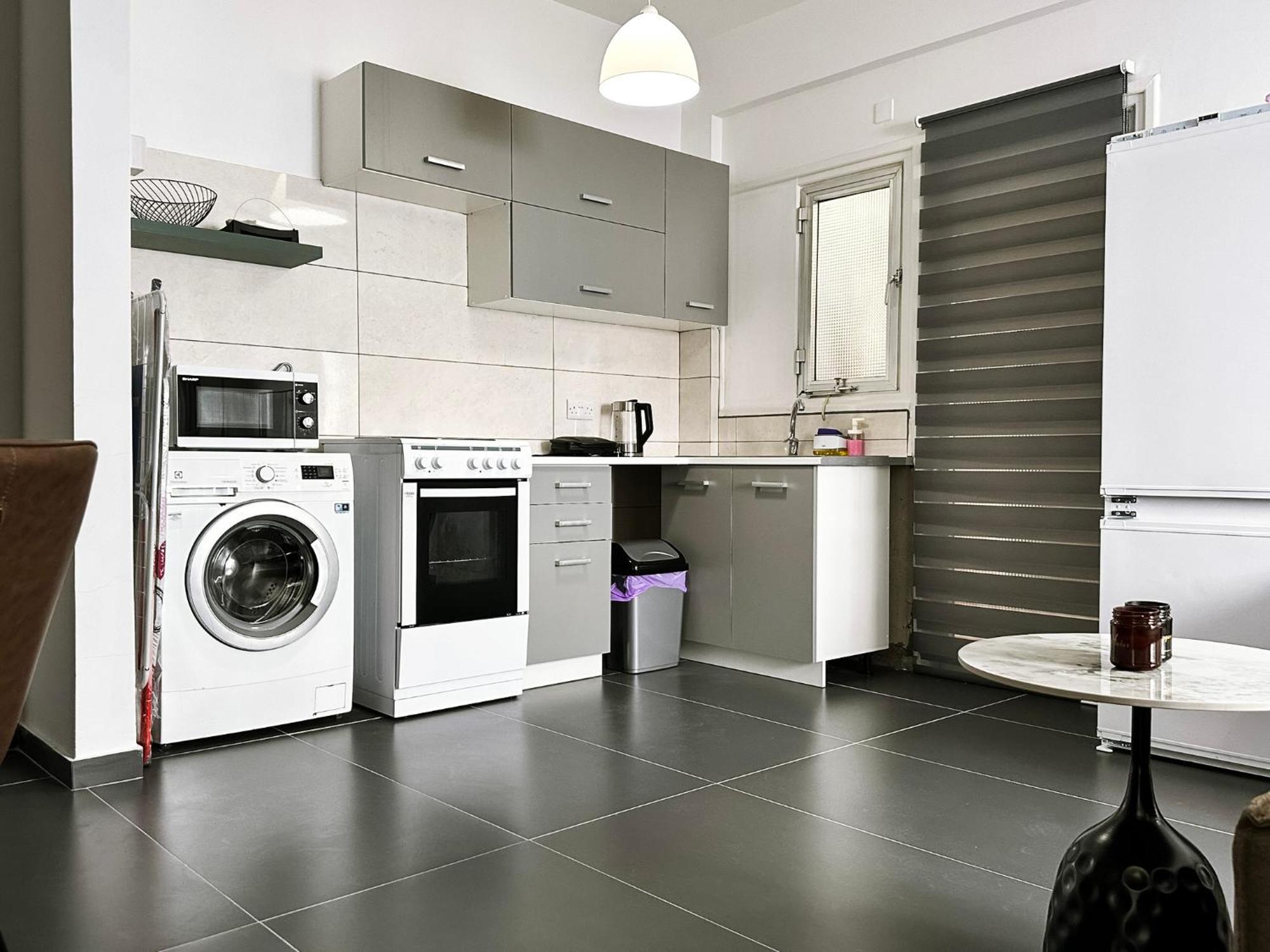 Home Away One Bedroom Apartment In Nicosia Luaran gambar